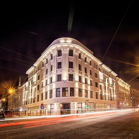 Library House "Bibliotekas Nams" - Apartment With Park View รีกา ภายนอก รูปภาพ